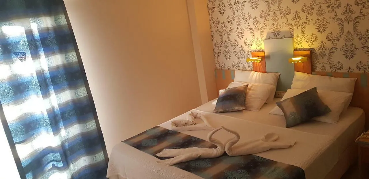 Uslan Hotel Kuşadası Turkije